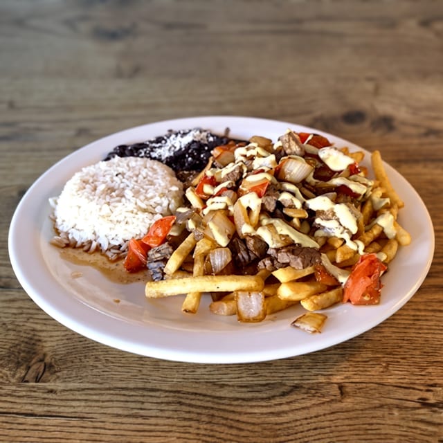 Lomo Saltado.